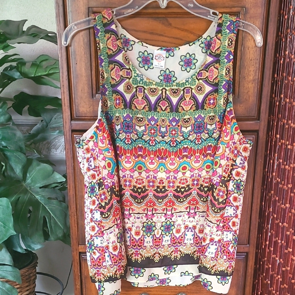 Bila Layered Sleeveless Blouse Size L